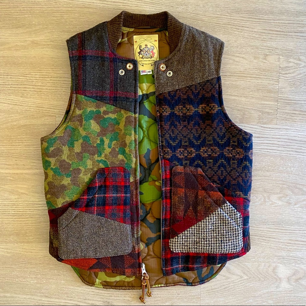 Monitaly multi panel wool vest size 40 Medium